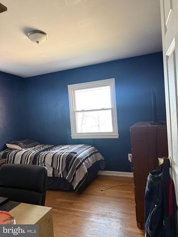 801 S HOGA ST, Sterling, VA 20164