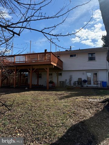 801 S HOGA ST, Sterling, VA 20164
