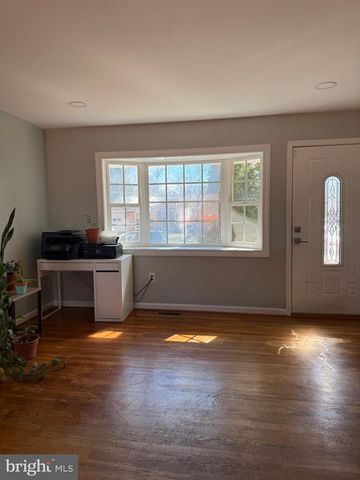 801 S HOGA ST, Sterling, VA 20164