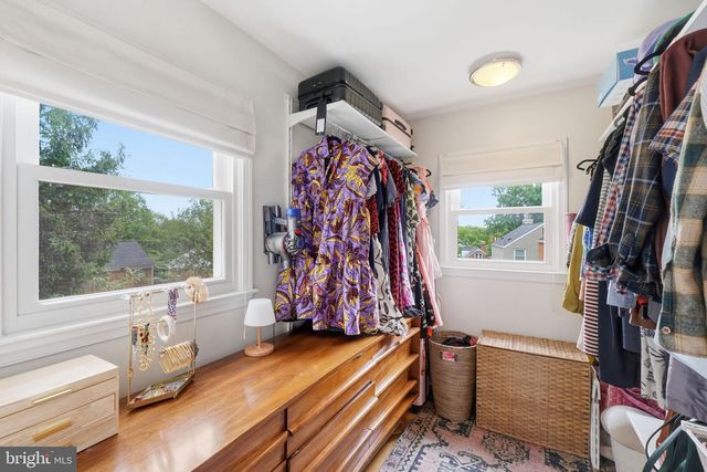 8007 WILDWOOD DR, Takoma Park, MD 20912