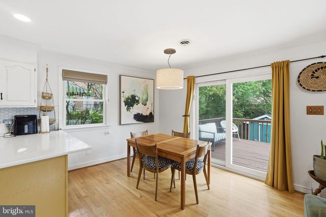 8007 WILDWOOD DR, Takoma Park, MD 20912