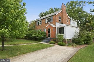 8007 WILDWOOD DR, Takoma Park, MD 20912