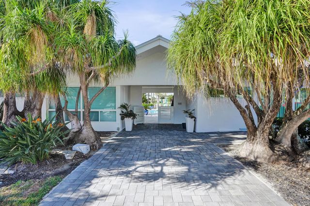 1212 Hillsboro Mile Villa 14, Hillsboro Beach, FL 33062