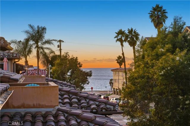 202 Avenue C, Redondo Beach, CA 90277