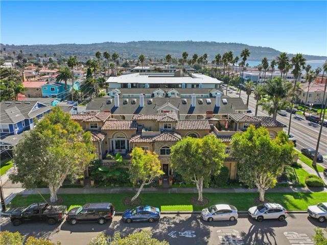202 Avenue C, Redondo Beach, CA 90277