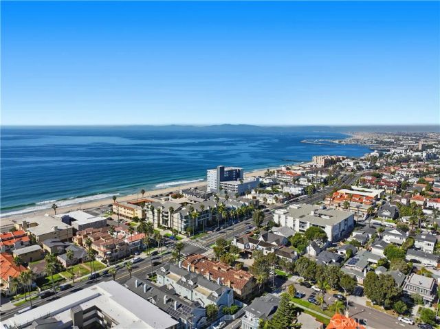 202 Avenue C, Redondo Beach, CA 90277