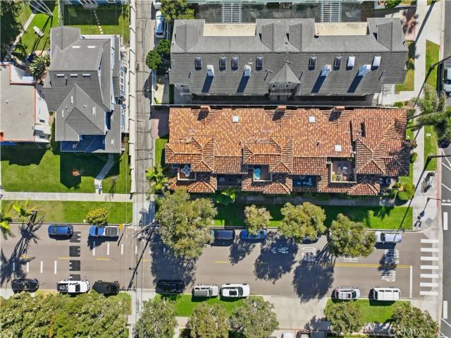 202 Avenue C, Redondo Beach, CA 90277