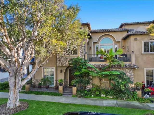 202 Avenue C, Redondo Beach, CA 90277