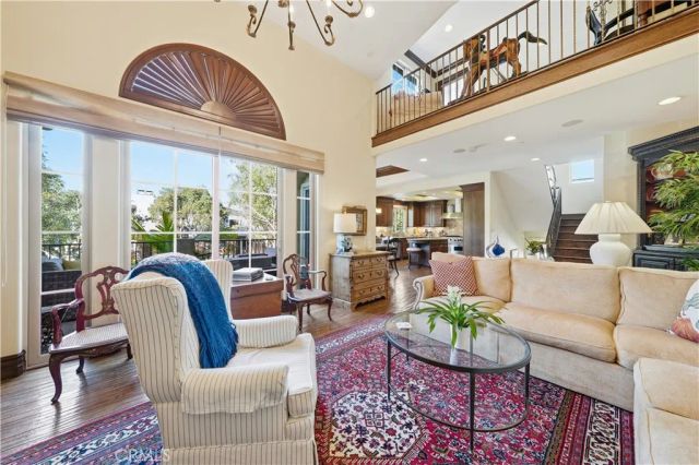 202 Avenue C, Redondo Beach, CA 90277