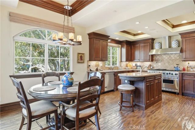 202 Avenue C, Redondo Beach, CA 90277