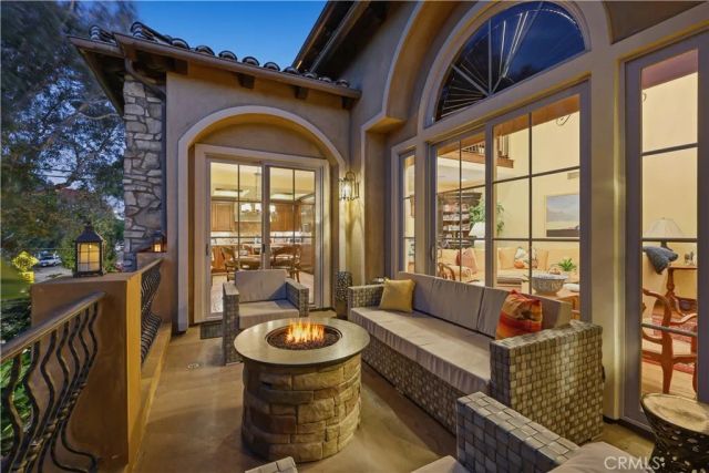 202 Avenue C, Redondo Beach, CA 90277