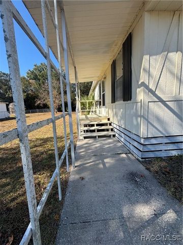 7120 S Sesame Street Terrace, Homosassa, FL 34446