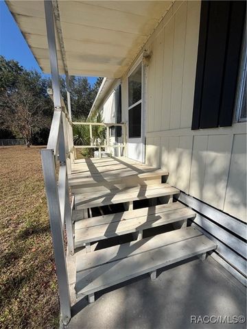7120 S Sesame Street Terrace, Homosassa, FL 34446