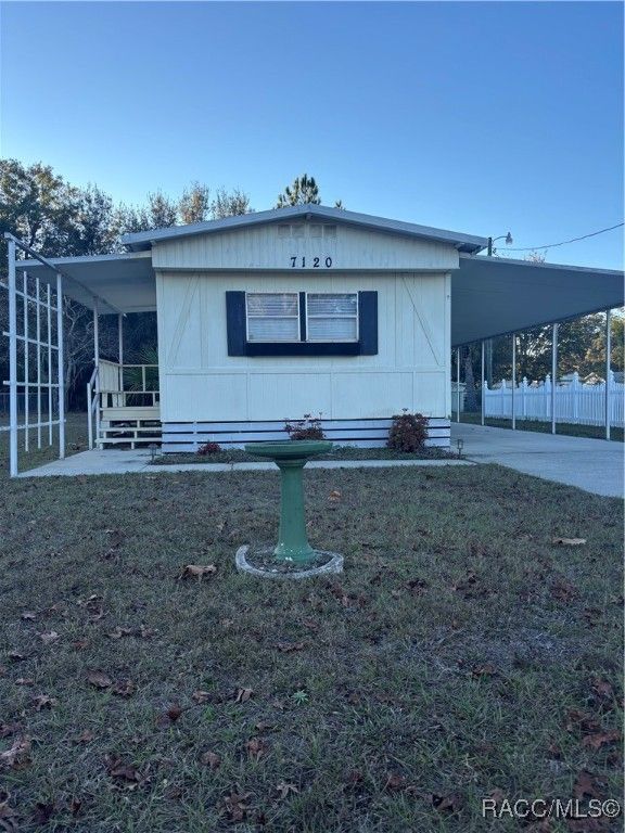 7120 S Sesame Street Terrace, Homosassa, FL 34446