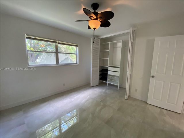 601 SE 5th Court 208, Fort Lauderdale, FL 33301