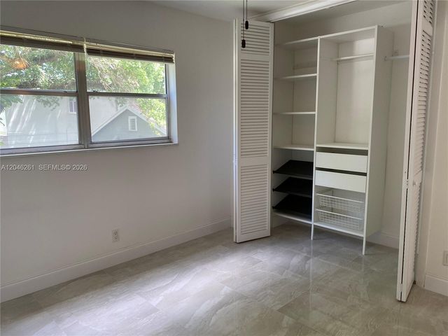 601 SE 5th Court 208, Fort Lauderdale, FL 33301