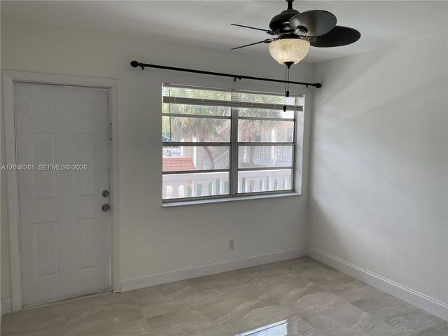 601 SE 5th Court 208, Fort Lauderdale, FL 33301