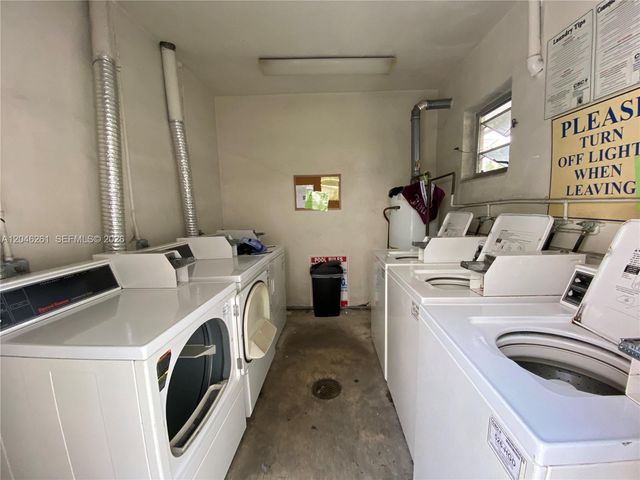 601 SE 5th Court 208, Fort Lauderdale, FL 33301