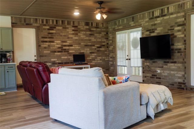 2012 Wilson Road, El Campo, TX 77437