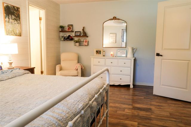 2012 Wilson Road, El Campo, TX 77437