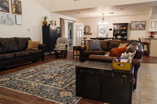 2012 Wilson Road, El Campo, TX 77437