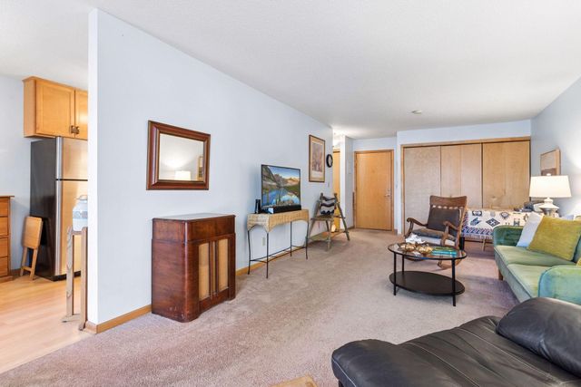 1400 Dakota Avenue S 103, Saint Louis Park, MN 55416