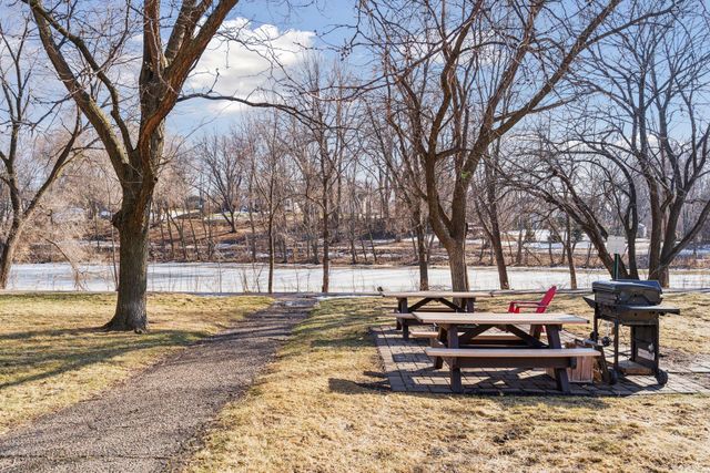 1400 Dakota Avenue S 103, Saint Louis Park, MN 55416