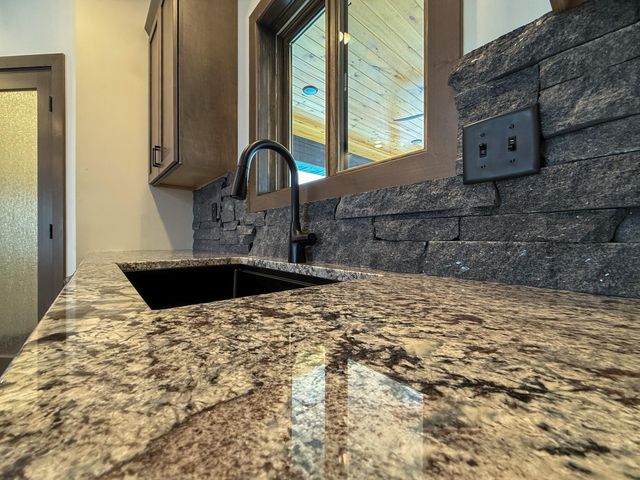 932 Rodeo Drive NW, Bemidji, MN 56601