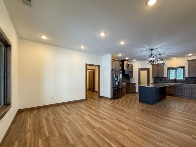 932 Rodeo Drive NW, Bemidji, MN 56601