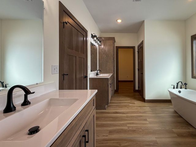 932 Rodeo Drive NW, Bemidji, MN 56601