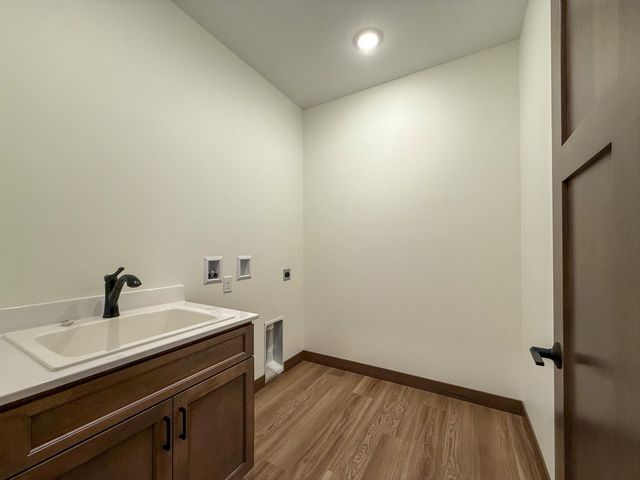 932 Rodeo Drive NW, Bemidji, MN 56601