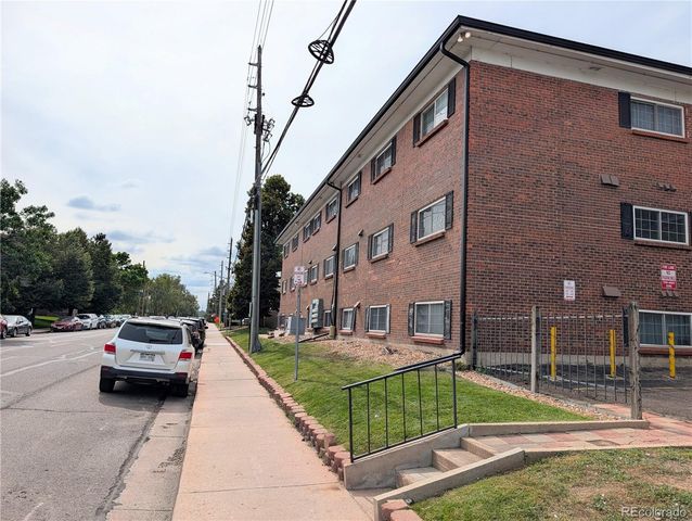 6800 E Tennessee Avenue 652, Denver, CO 80224