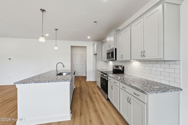 820 Ave Of The Carolinas, Carthage, NC 28327