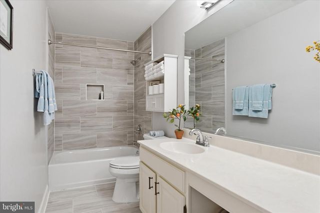 21134 DRAY TER, Ashburn, VA 20147