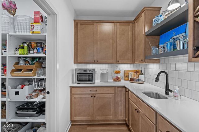 15651 Woodford Drive, Westfield, IN 46074