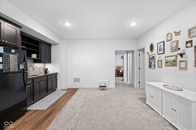 15651 Woodford Drive, Westfield, IN 46074