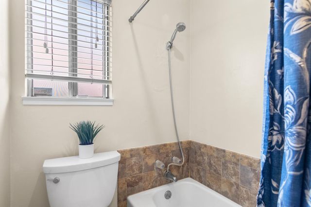 3724 Stanislaus St, Riverbank, CA 95367