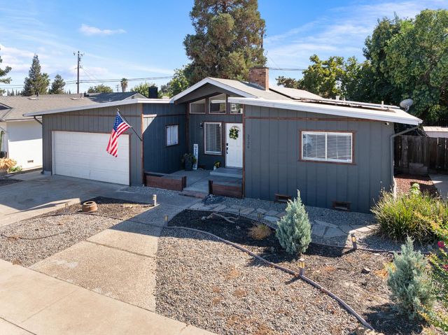 3724 Stanislaus St, Riverbank, CA 95367