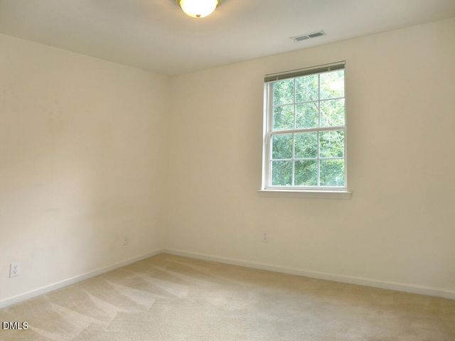 101 Rock Haven Road G703, Carrboro, NC 27510