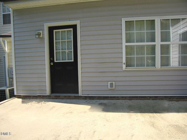 101 Rock Haven Road G703, Carrboro, NC 27510