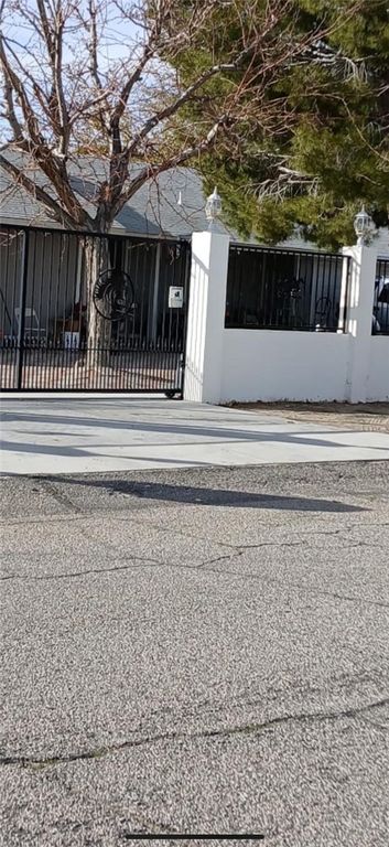 40531 176th E, Lancaster, CA 93535