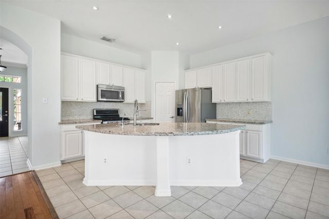 131 Zephyr Bend Place, The Woodlands, TX 77381