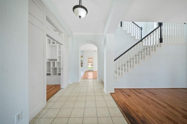 131 Zephyr Bend Place, The Woodlands, TX 77381