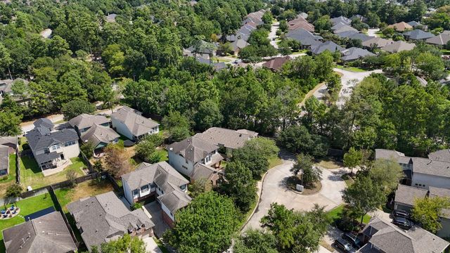131 Zephyr Bend Place, The Woodlands, TX 77381