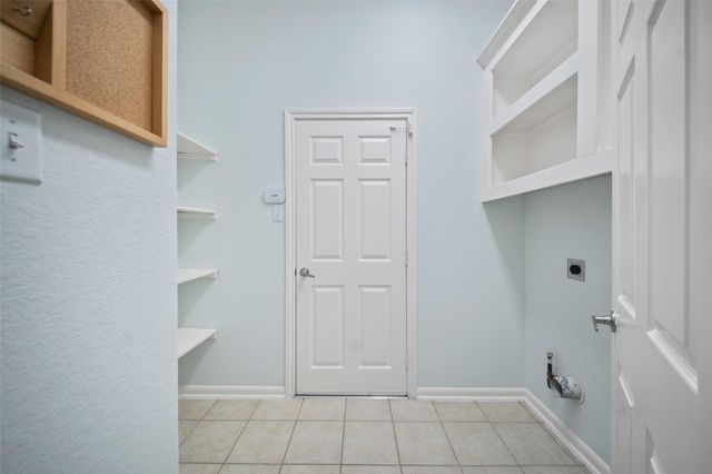 131 Zephyr Bend Place, The Woodlands, TX 77381
