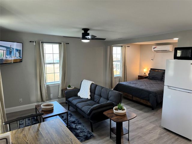 5202 County Road 469, Brazoria, TX 77422