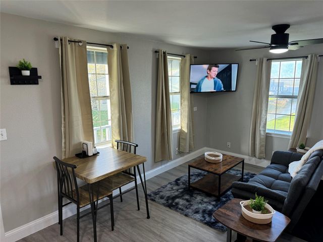 5202 County Road 469, Brazoria, TX 77422