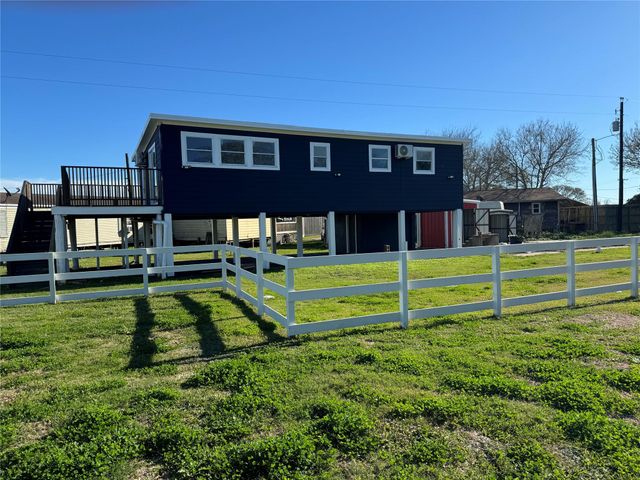 5202 County Road 469, Brazoria, TX 77422