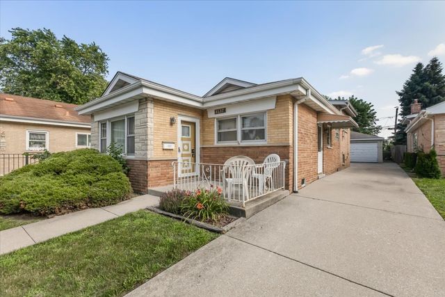 8637 Plainfield Road, Lyons, IL 60534