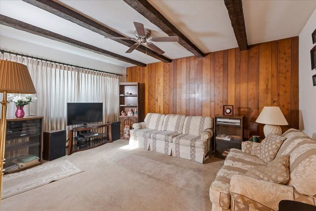 8637 Plainfield Road, Lyons, IL 60534